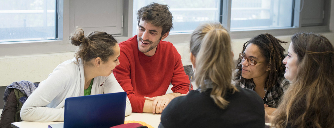Etudiants en formation pour devenir enseignant